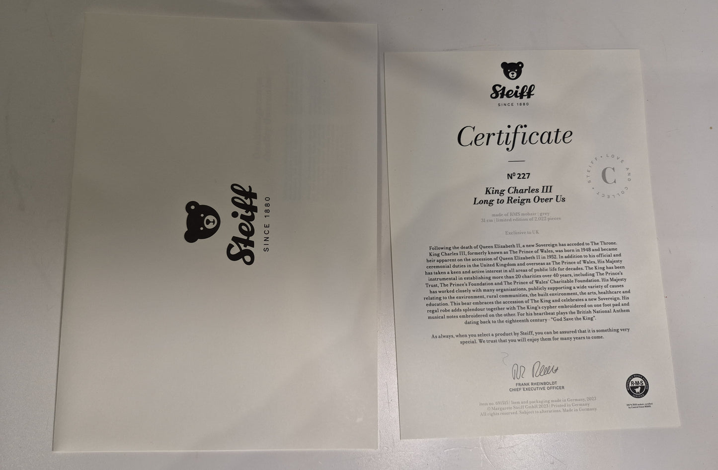 Steiff Long to Reign over us King Charles III Teddy, selten, lim. (2022)