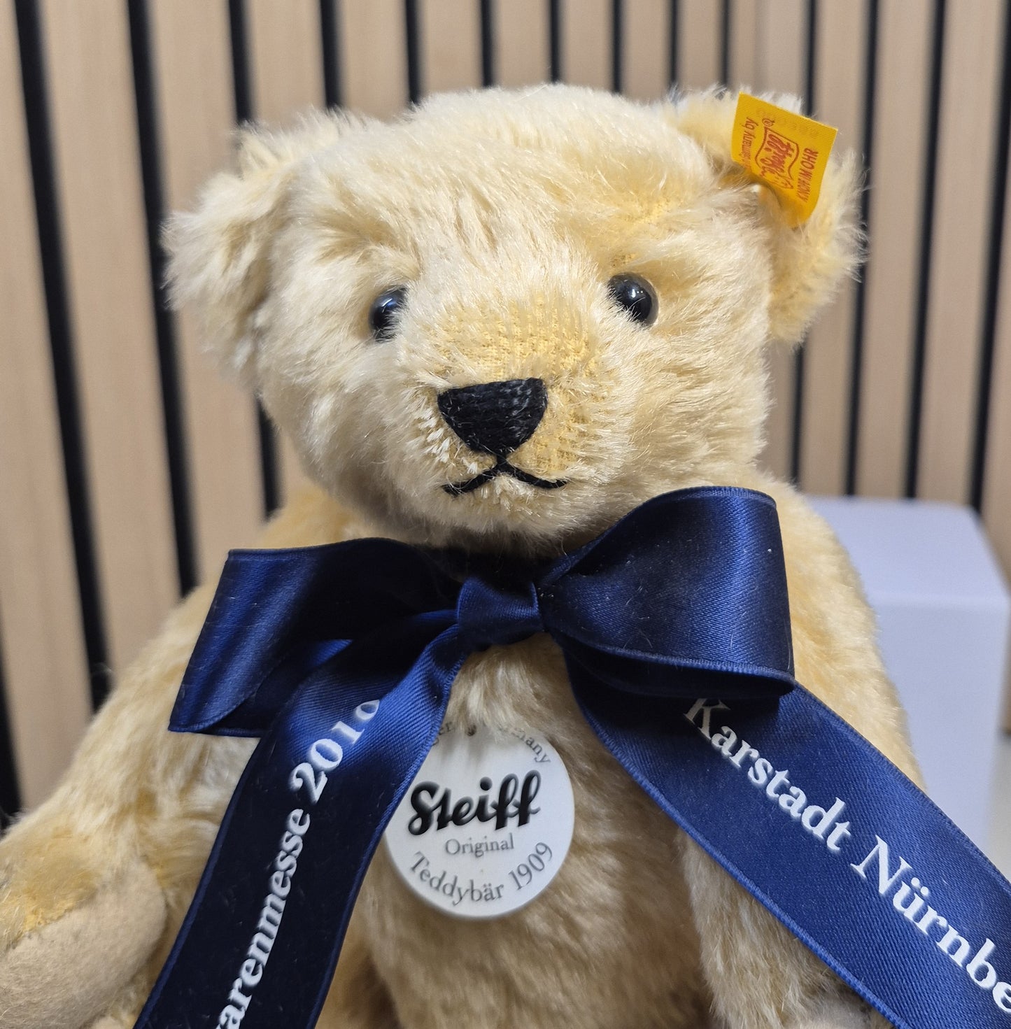Steiff Classic Teddy 1909 Spielwarenmesse 2010 - 25cm - (000355) - Neuwertig -