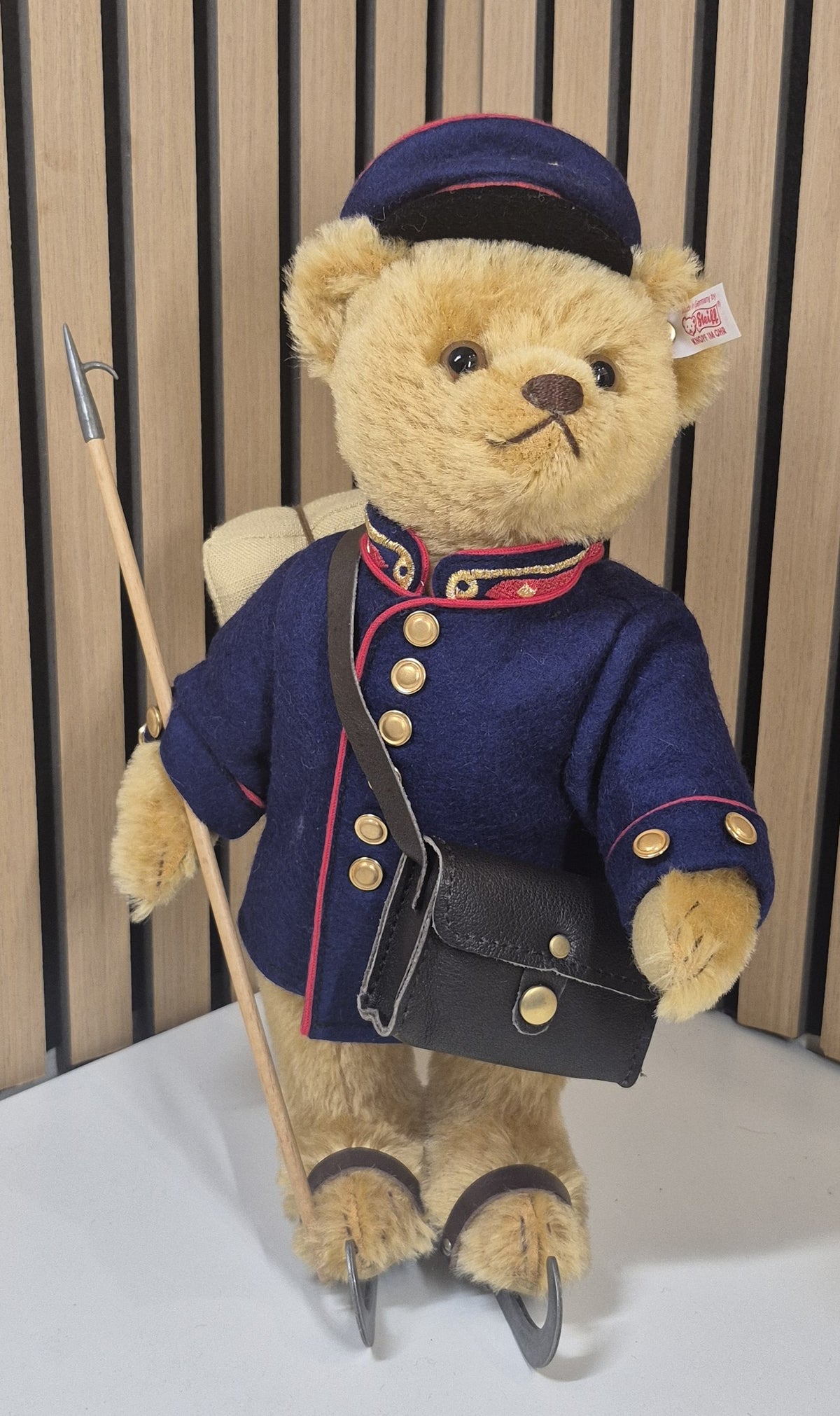 Steiff Friedrich der Preußische Briefträger - 32cm - (994487) - Neuwertig - Lim.